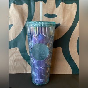 Starbucks Iridescent Mermaid Scales
